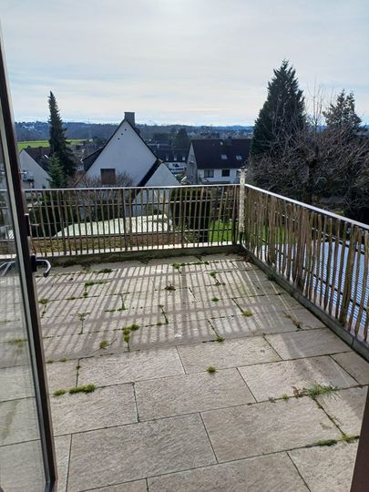 Gemütliches EFH mit 2 Terrassen und Garten in Überruhr Hinsel